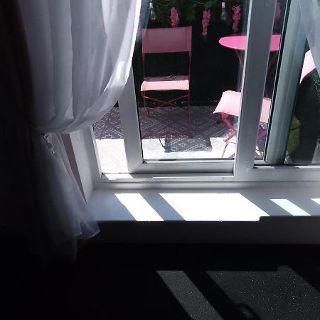 Bed And Breakfast Double Room Chester City Centre, Free Parking מראה חיצוני תמונה
