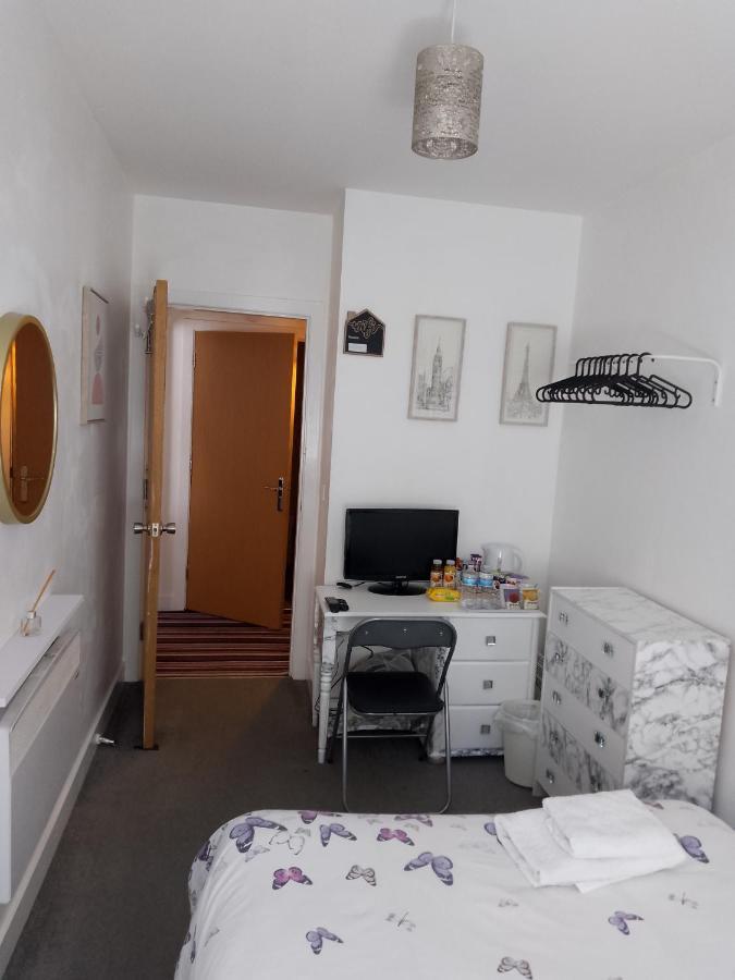 Bed And Breakfast Double Room Chester City Centre, Free Parking מראה חיצוני תמונה